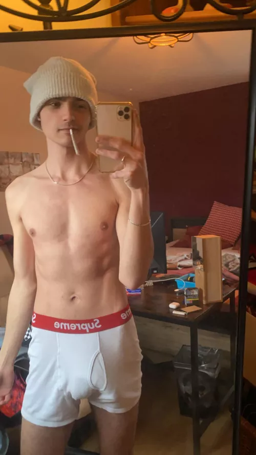 Wake n bake twink anyone?✨ by HighDrated420