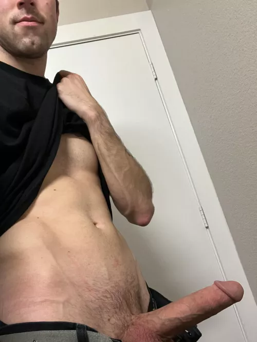 Went to an EDM show. Danced. Didn’t bring anyone home due to nervousness. What do you think, did they miss out? by shy_but_freaky_