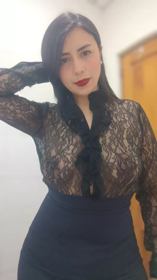 Would you help unzip me while I try on clothes? 💋 by miaamorcito