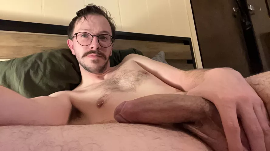 Your nerdy boyfriend is fresh out of the shower. Now what? by Solidago6