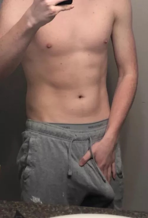 22 Ginger and awkward. Get off to compliments tho🤷‍♂️ by the-otheroneaccount