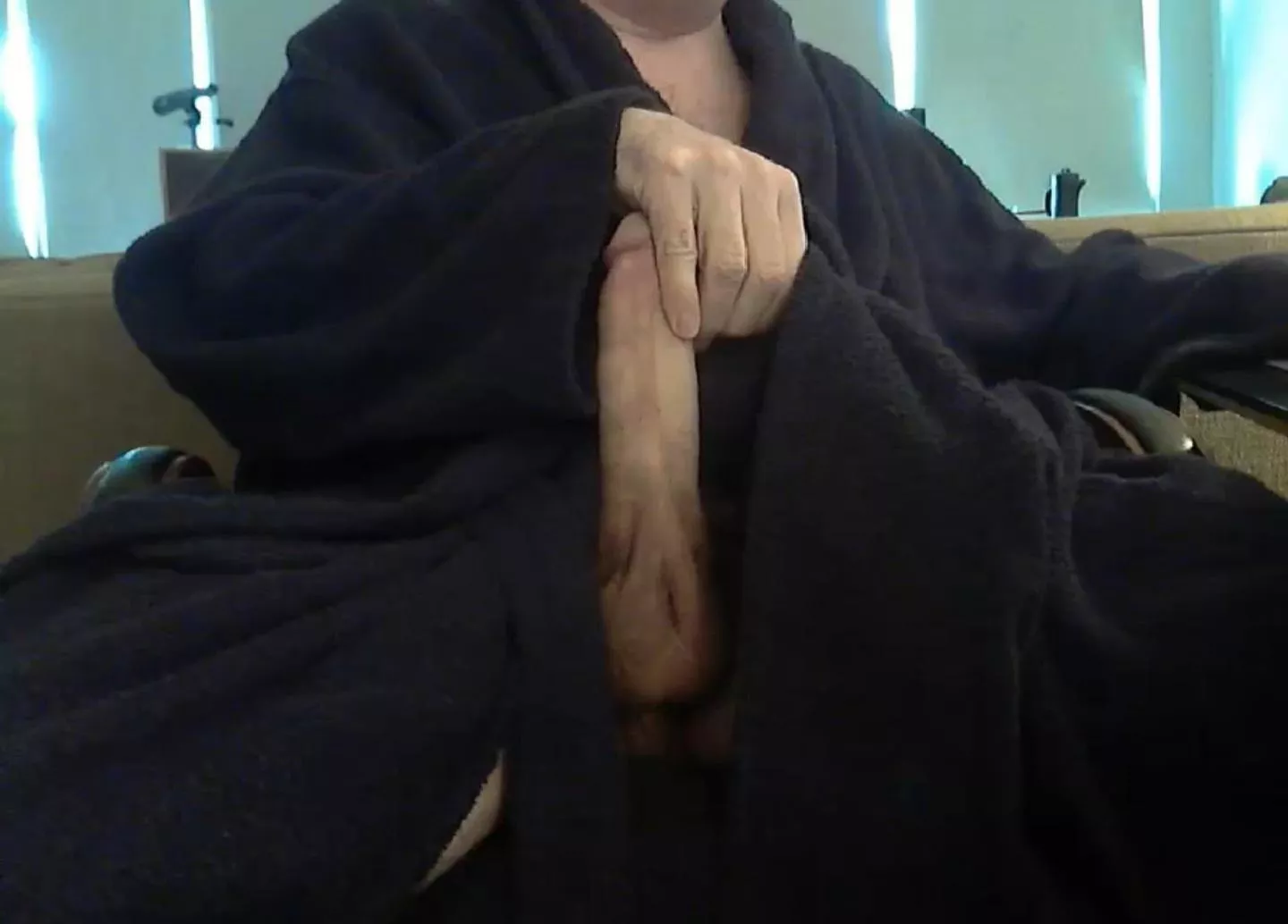 (67) excuse me, something popped up… posted by rabbithole0000