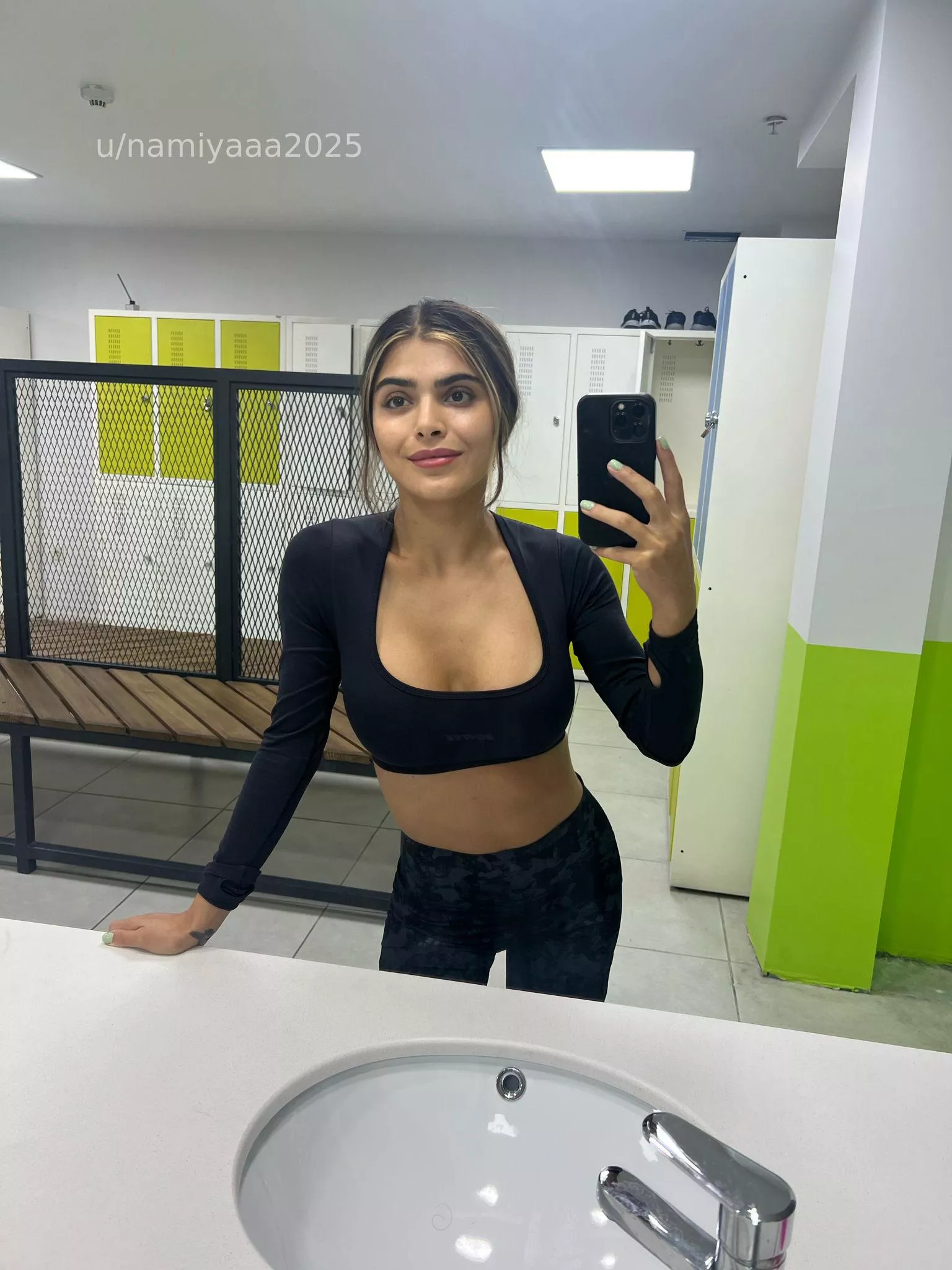 A little cleavage doesnt hurt posted by namiyaaa2025