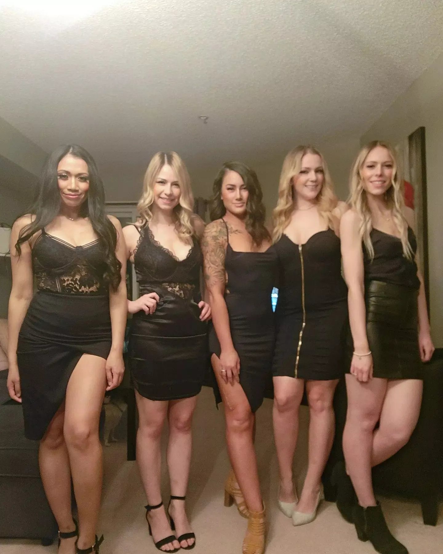 Black Dresses [5] posted by Queen_Nikkiii