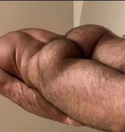 Bubbly fuzzy peach by TristanMoreau