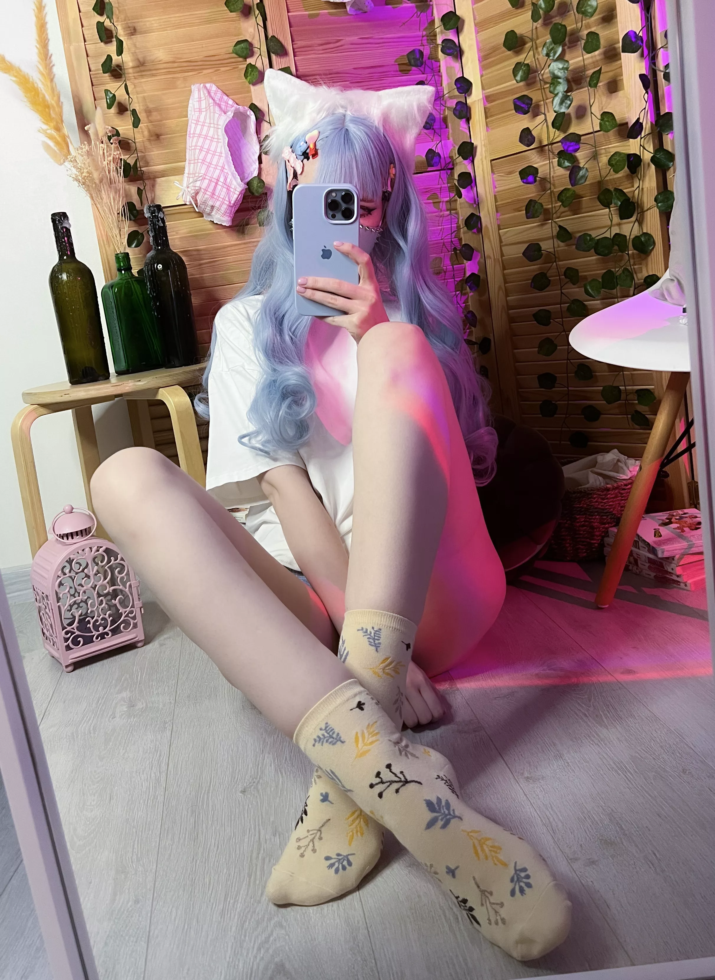 Discover the magic of a slender muse whose poses are a visual testament to sophistication and allure posted by Lagerthatyan18