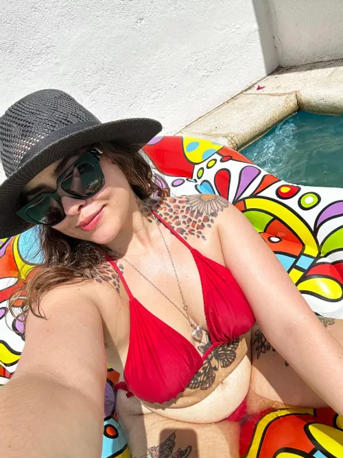 Do you like it? ;) 28F by IamLola420