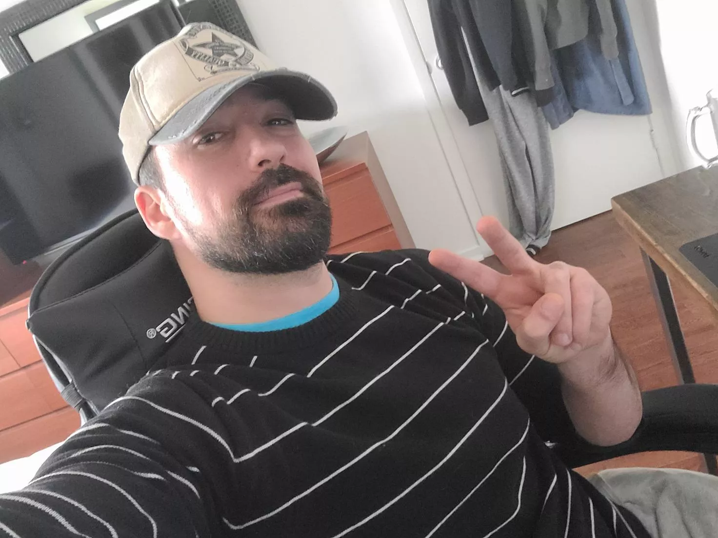 First time posting here. I hope everyone is doing alright. posted by Ambitious_Ad_6102