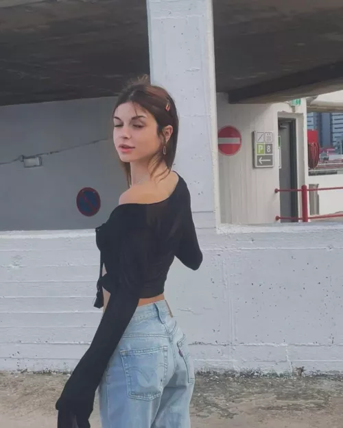 Gaya Goldbarg by Grand_MasterSexay