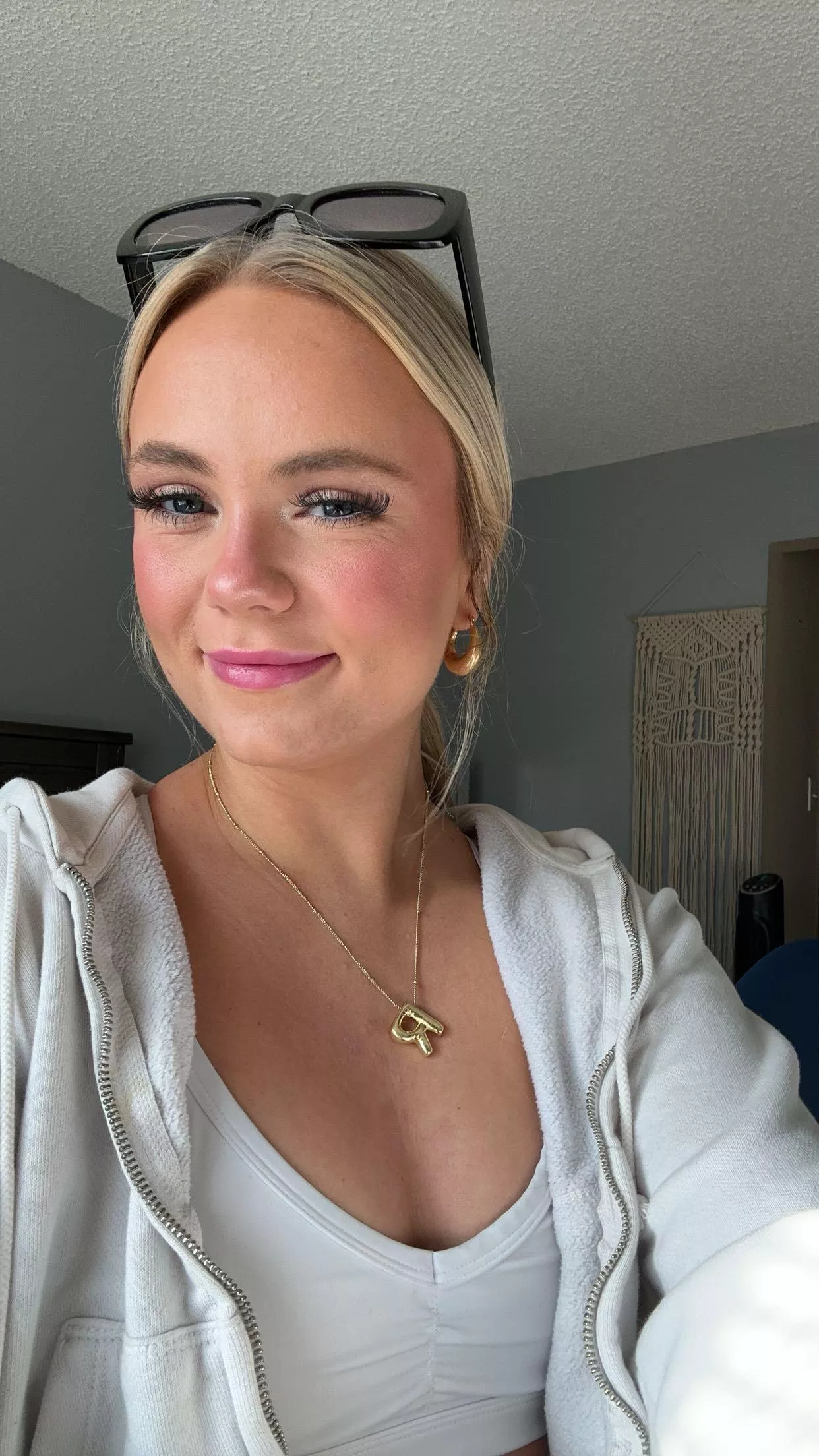 Have me blushing today posted by AbnormallyFavorite