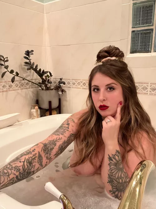 I love a hot bubble bath by -naughtybynature-