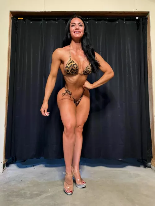 I wish I could go back to the beach with you by Isabekjhl