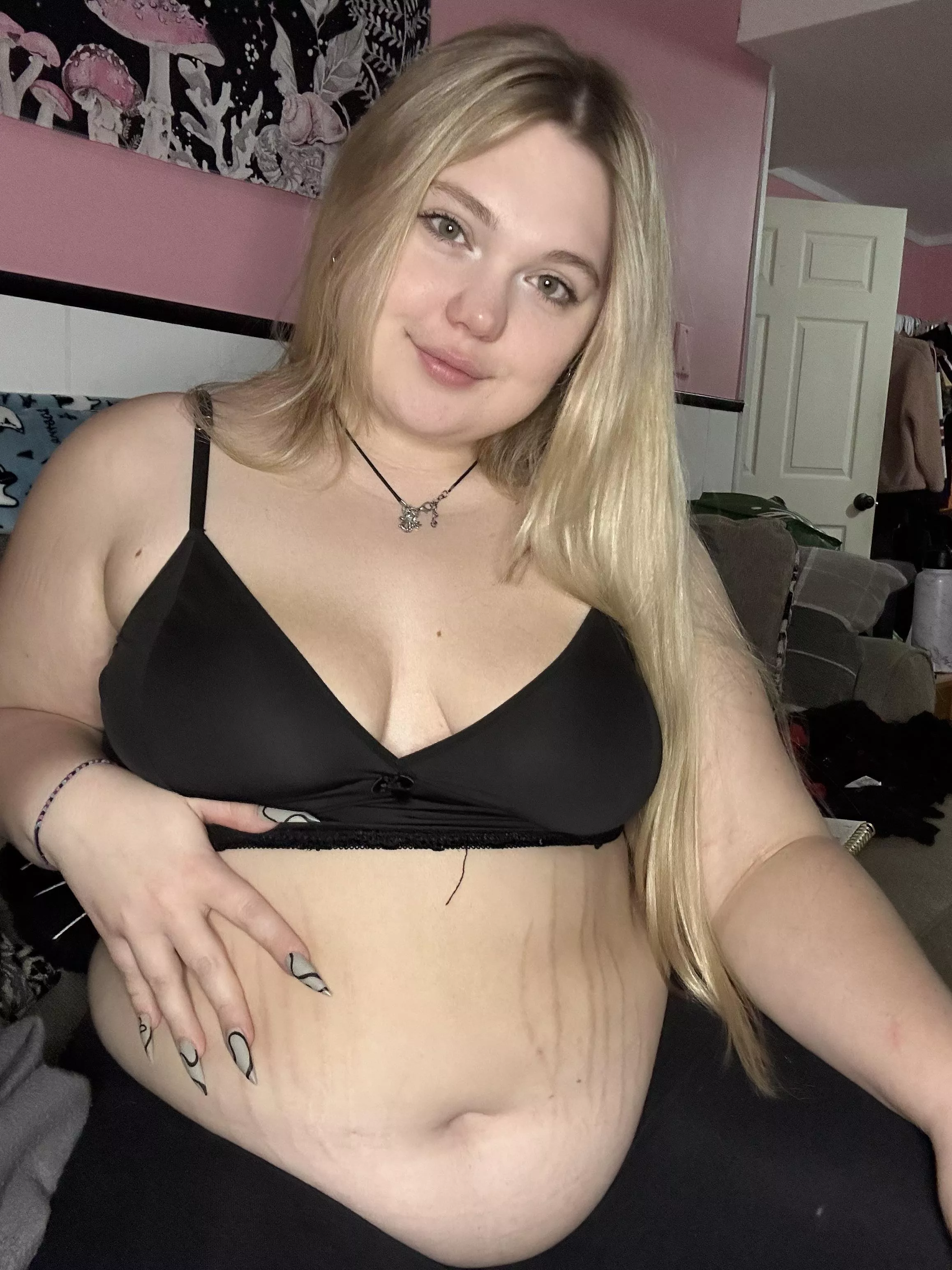 Is this too much belly for you posted by lxves_