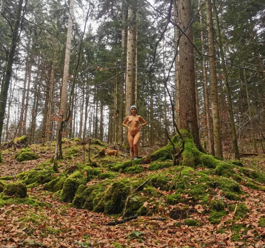 Let's get lost in the woods by LeylaLowe