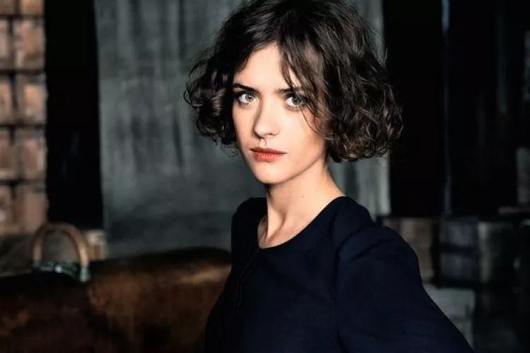 Liv Lisa Fries by UncleSquiffy