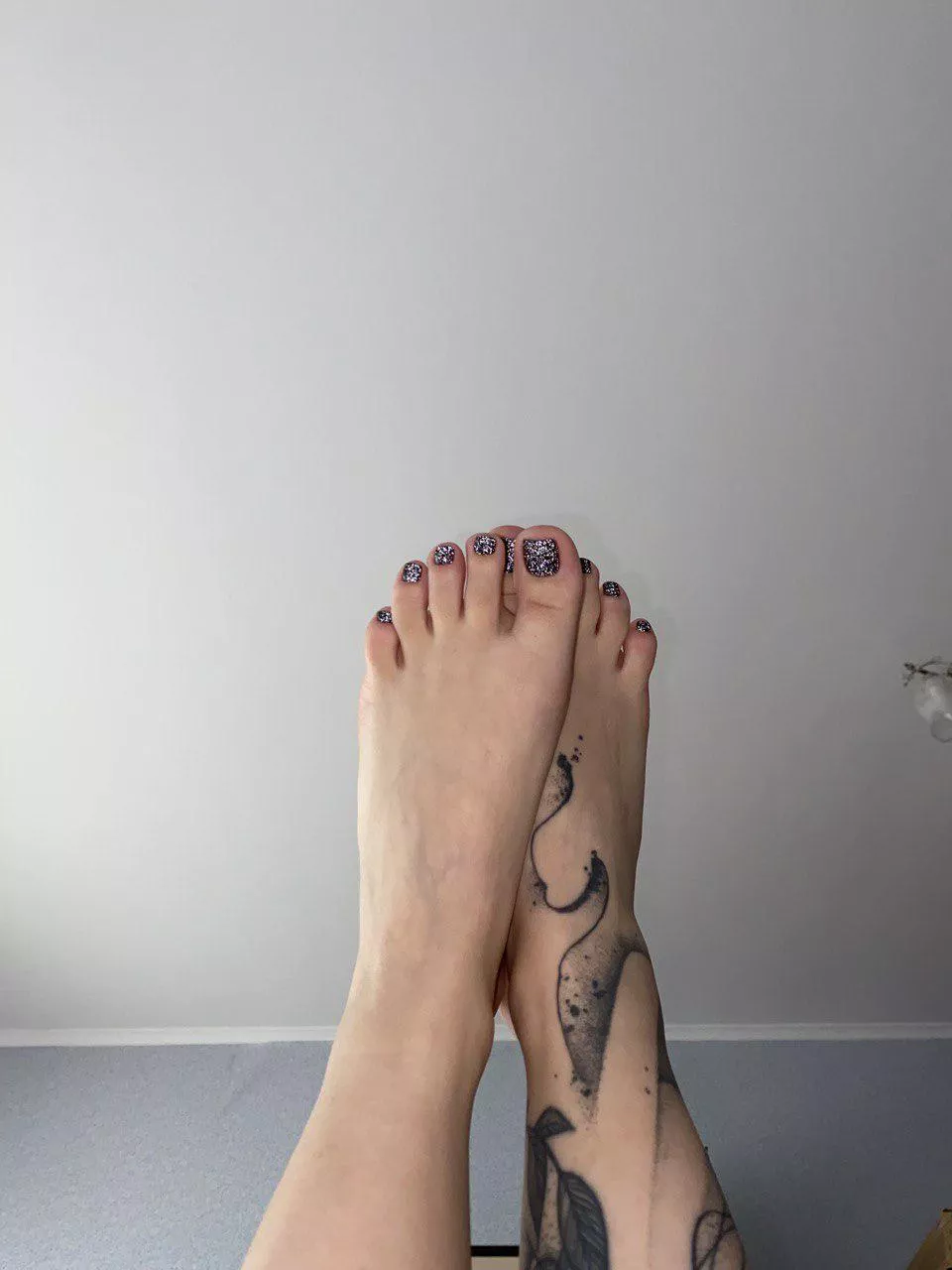 my brilliant pedicure)) posted by Addyson_Wolf_