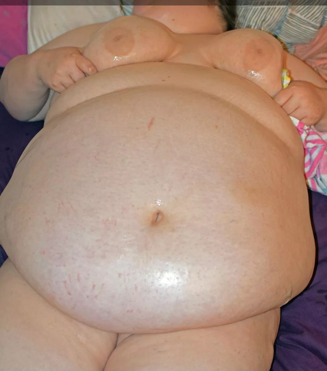 Oiled up and ready for you. posted by brandibellissbbw