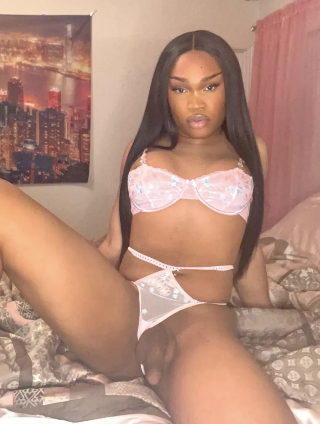 On the mood to send random nudes to daddies out there posted by RelievedGosose