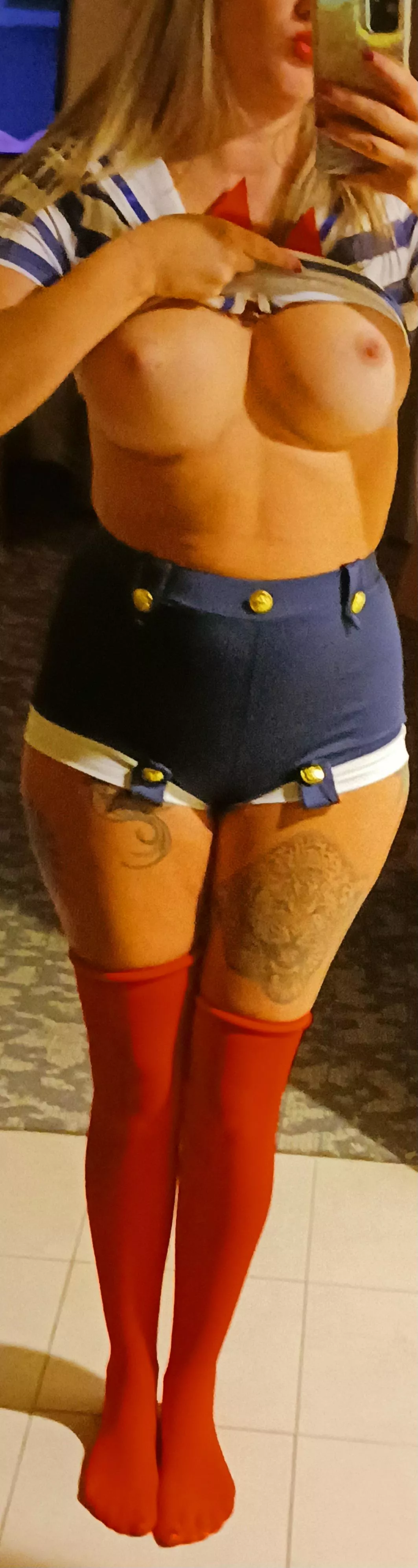 Pink 😍 posted by Feetintexas