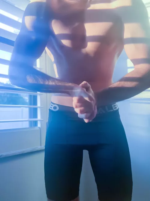 Playing with light and shadow (M) by Koch_69