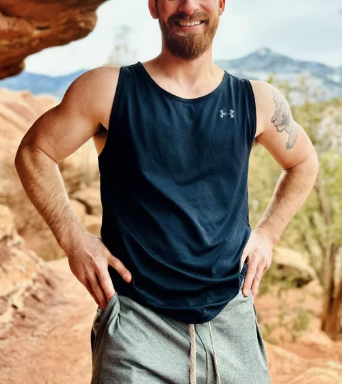 Recently single after many years, is this a good dating app pic? Full face on the app obviously. Thanks! [32] by devinj919