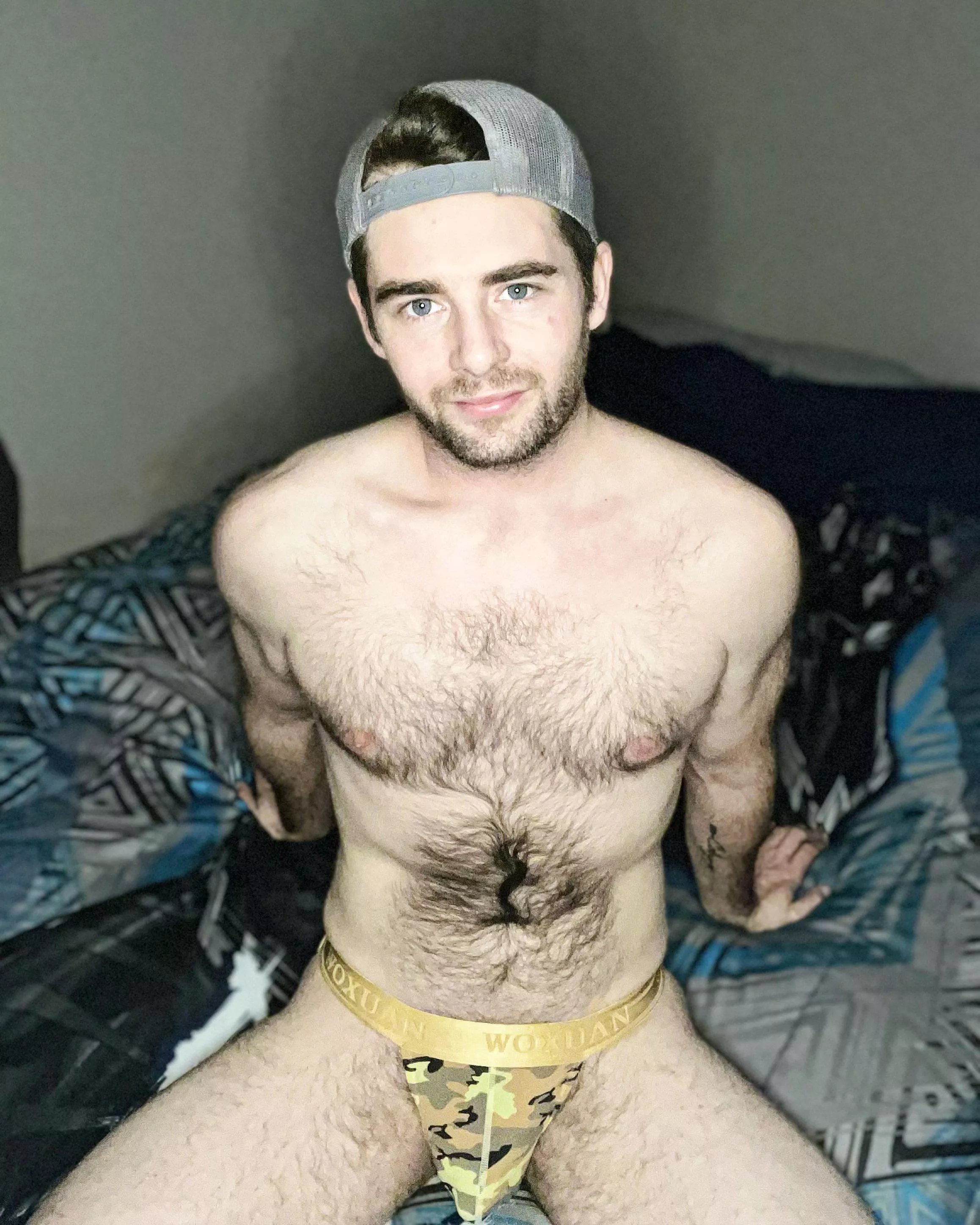 Would you come take a seat on me ? posted by reckersworld