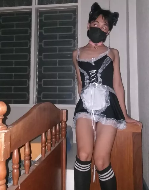 Your cute maid❤ by NarcissisticJes