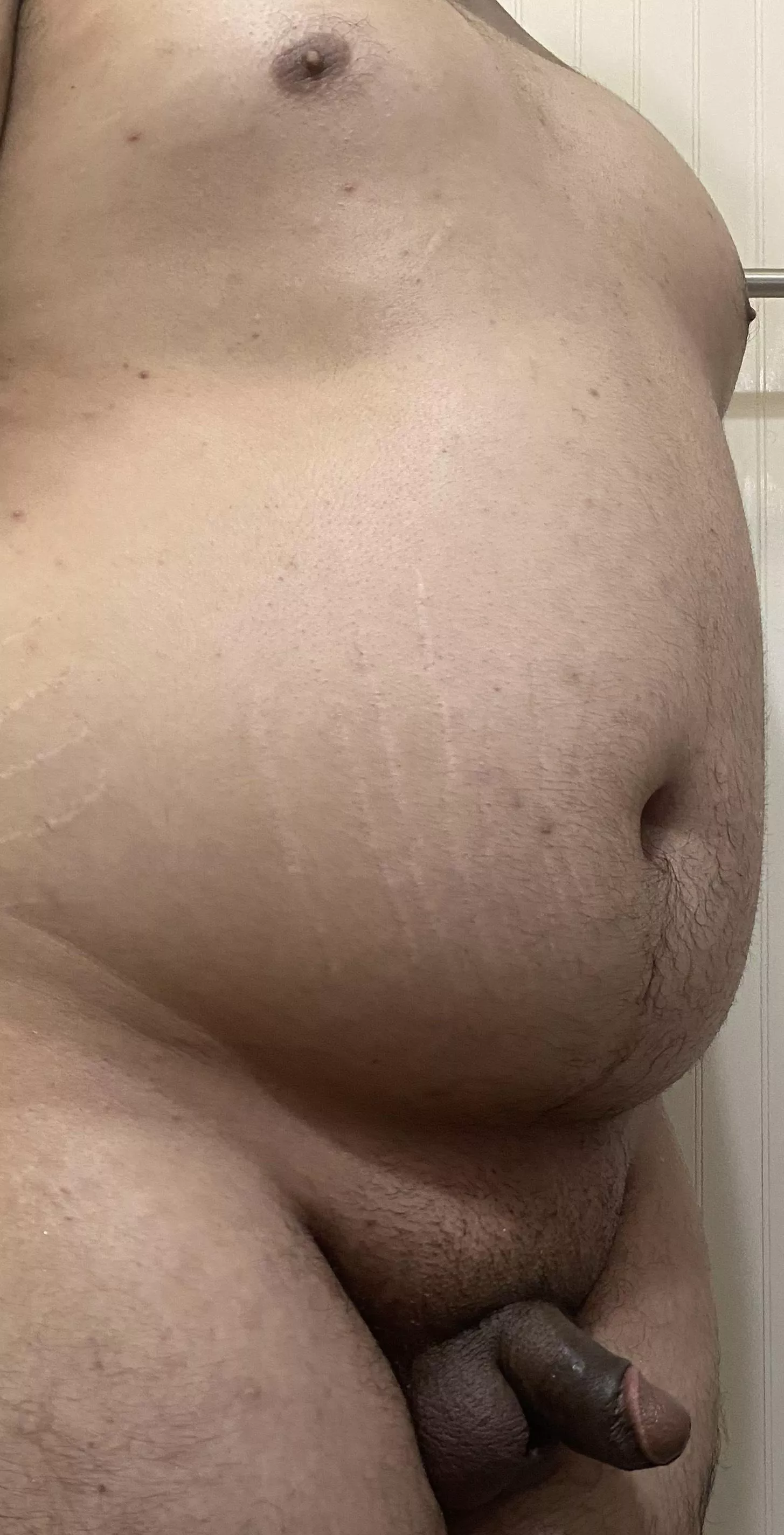 19 hmu any daddy’s i’m very horny to cum with posted by Long-Sun7702