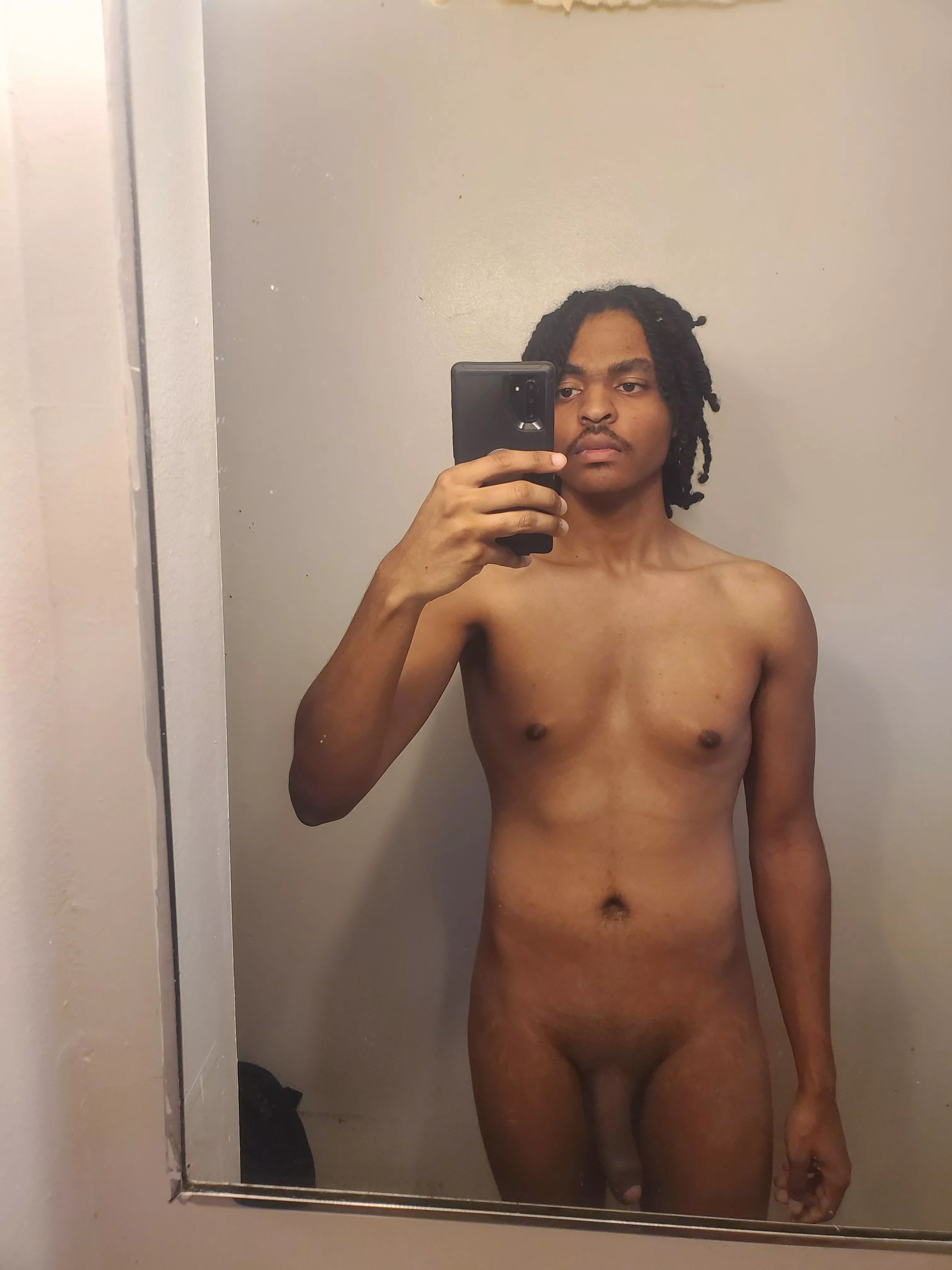 20M 6' 2