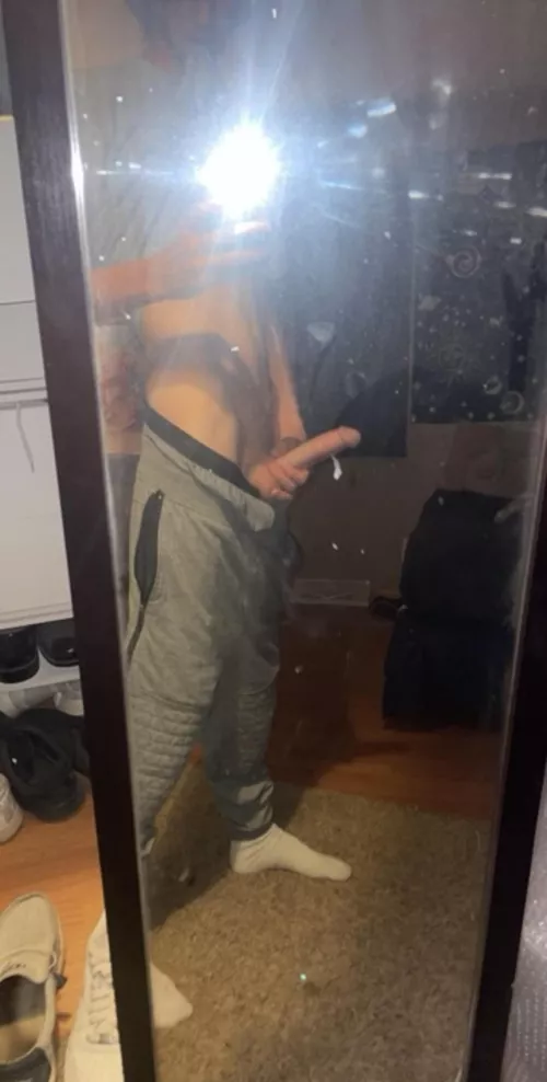 22 y/o virgin 🫣 by bighunna220