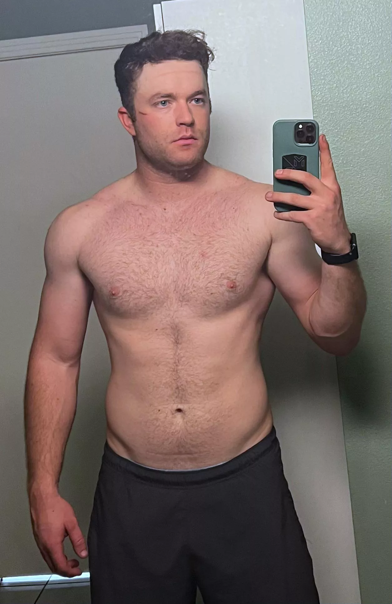 6’3 looking for a fun sized F ;) posted by Reasonable-Cap-362