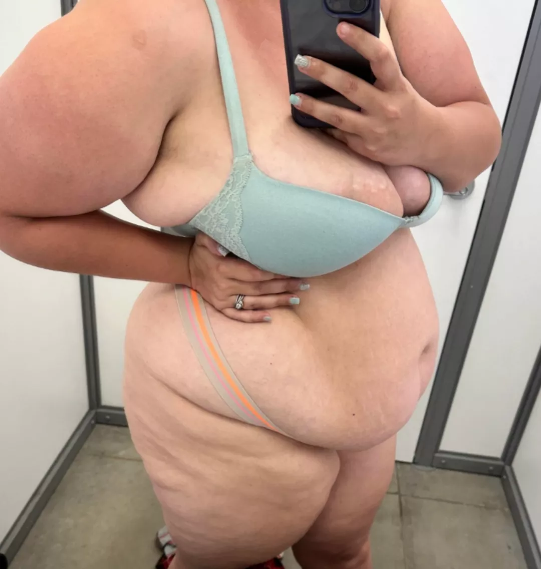 After my Sunday stuffing 🥵 posted by abigailgray256