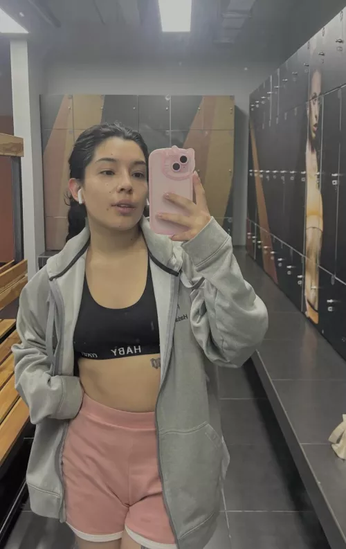 Am I in good enough shape to wear a top like this? by OtherwiseShoe2688