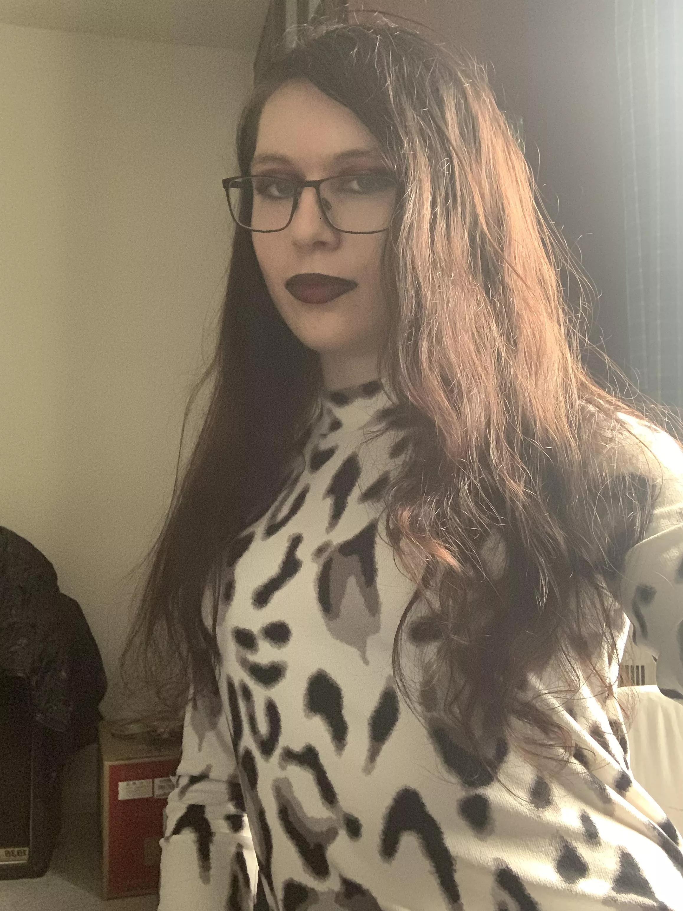 are the glasses cute?✨ posted by punishedsauce