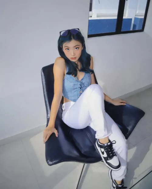 Blue 💙 by AERO-WAVE