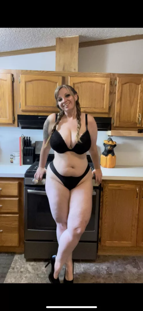 Come and have some fun in the kitchen with me 😘 by Unique_Assignment_29