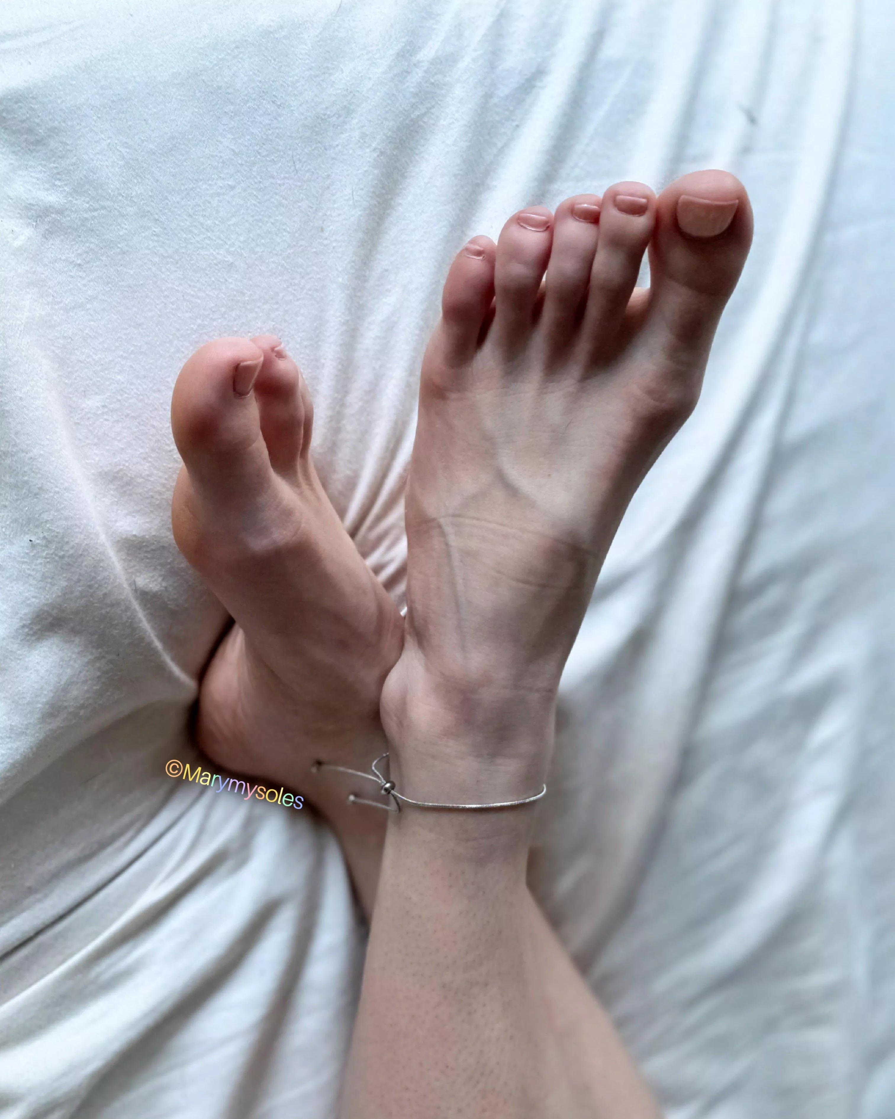 Do you like veiny feet? posted by Marymysoles