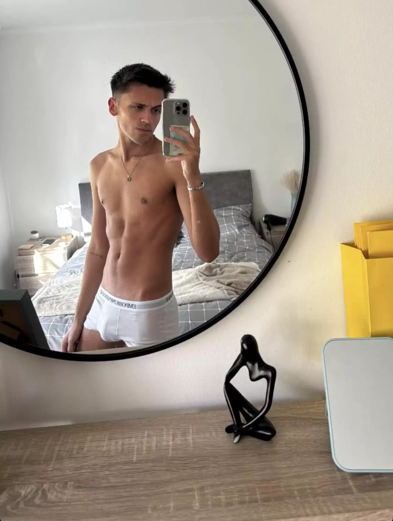 do you like white boxers posted by josh07103