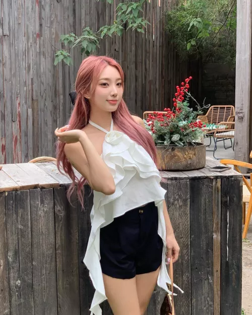 Elegant by AERO-WAVE