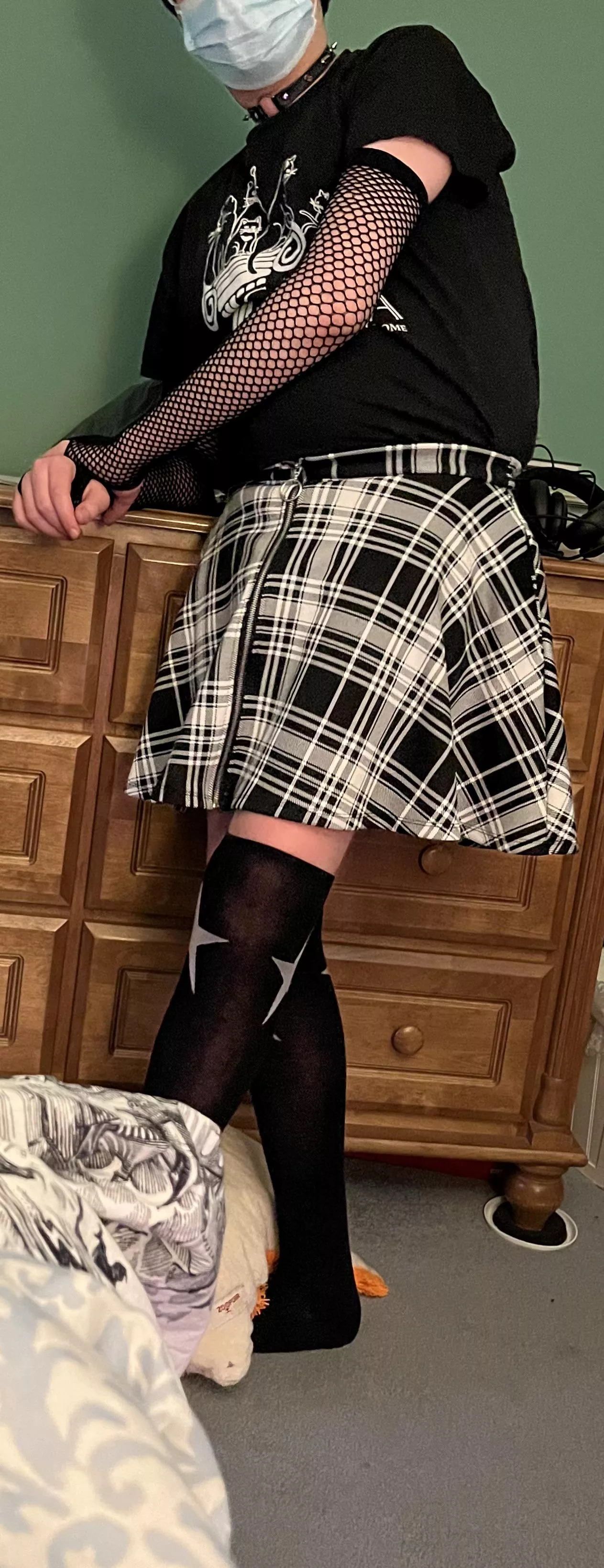 Feeling Fugly posted by Horroreclipstyrant