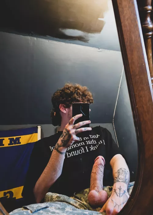 figured i would post this here even tho my post are never super popular lol by mellifluencee