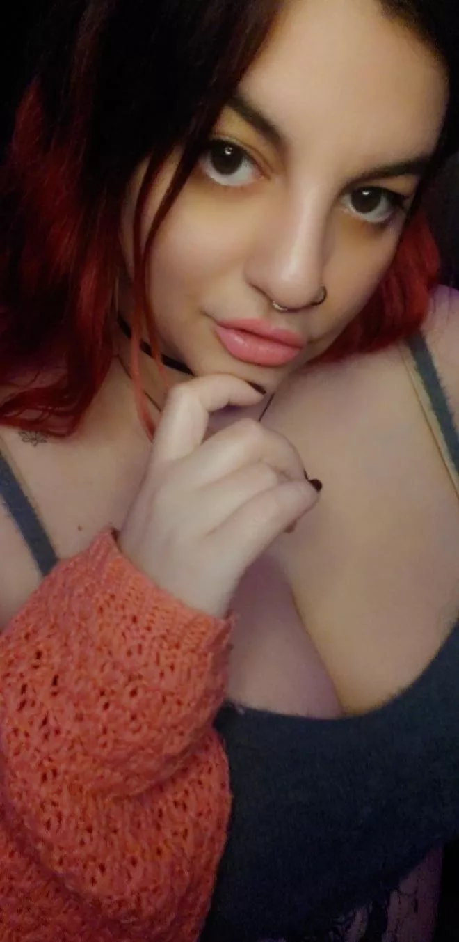 Finding reasons to make you smile @sugar_bellz420 posted by SugarBellz