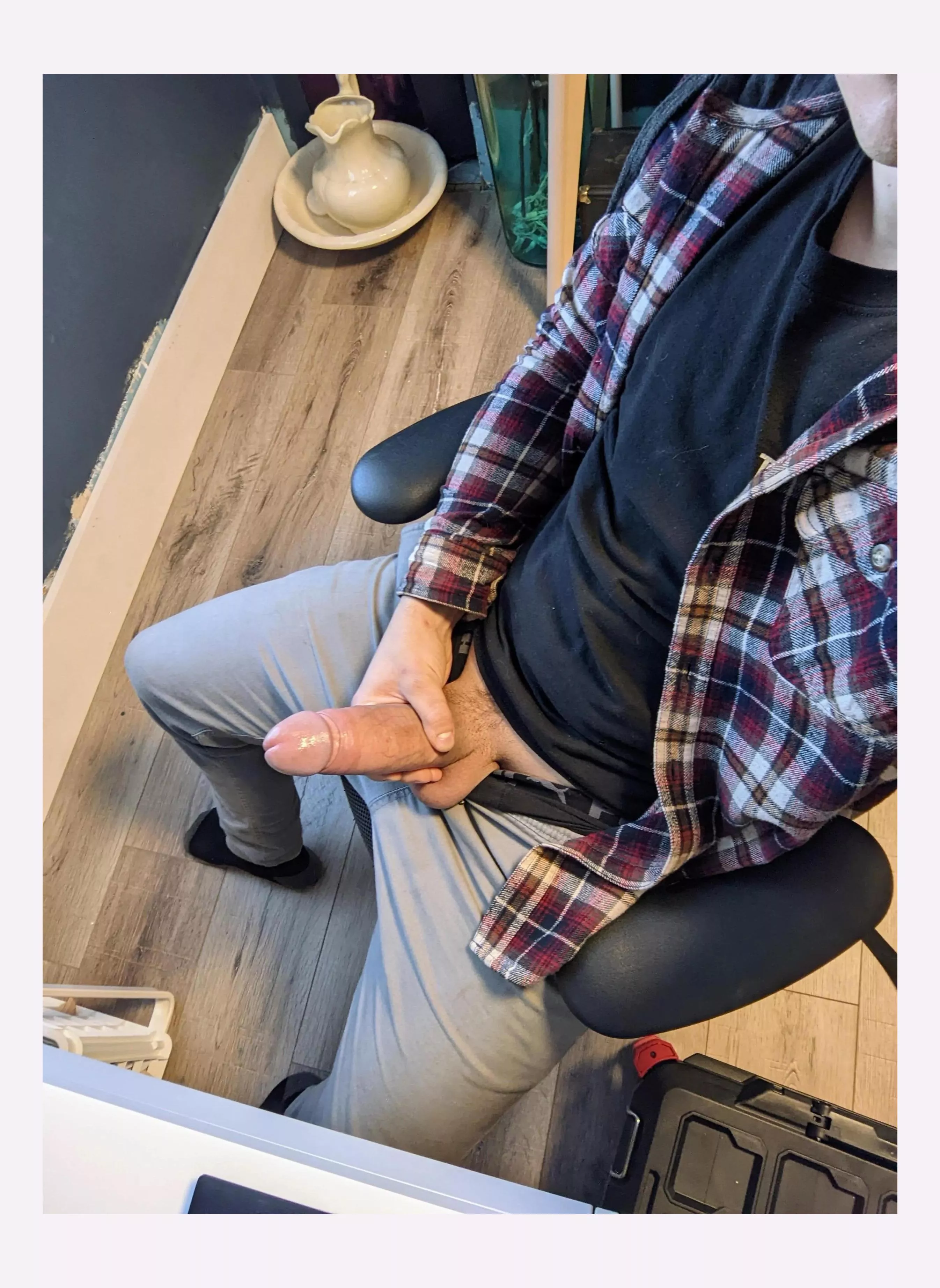 Here’s my orgasm puller posted by Expensive_Work_1638