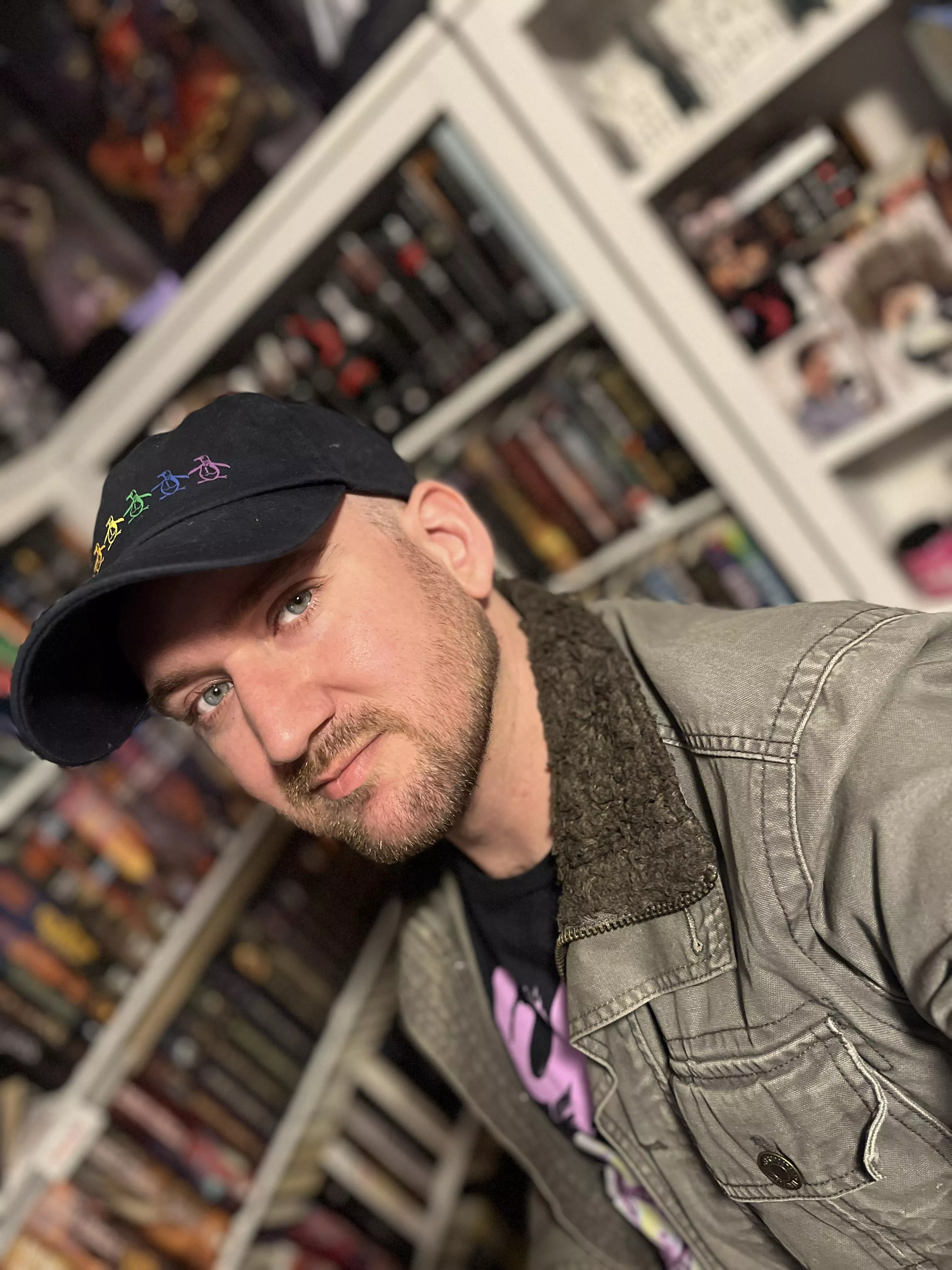 Heya 😄 any Saturday night plans? posted by JustGenerico