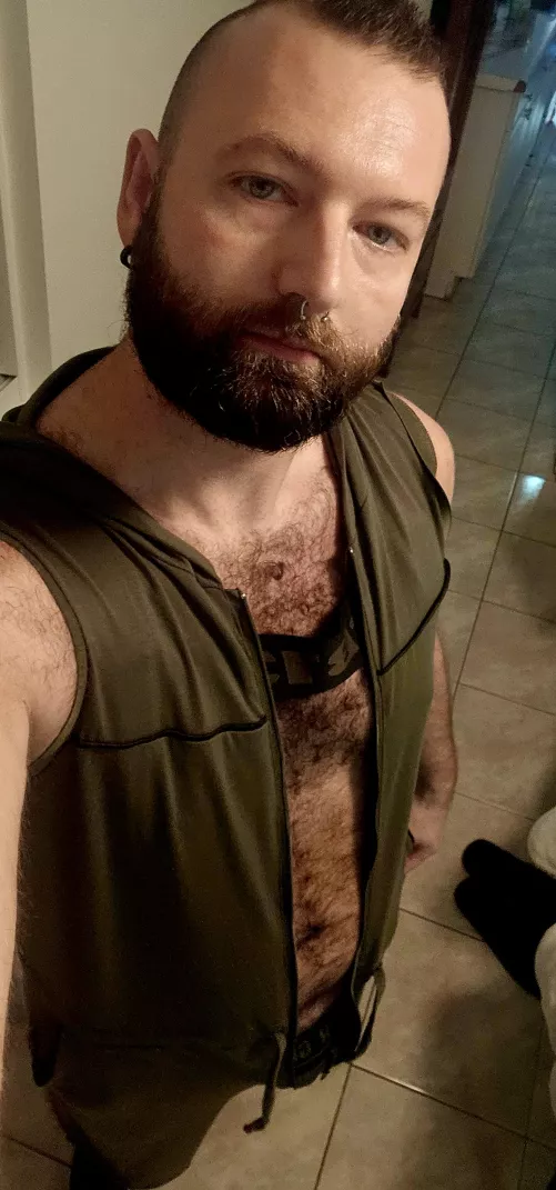 Hi everyone by Fresh_Implement_7041