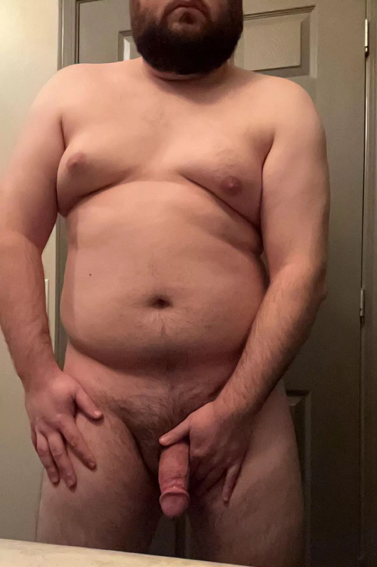 Hope everyone is having a great weekend posted by SouthernChubbyBeard