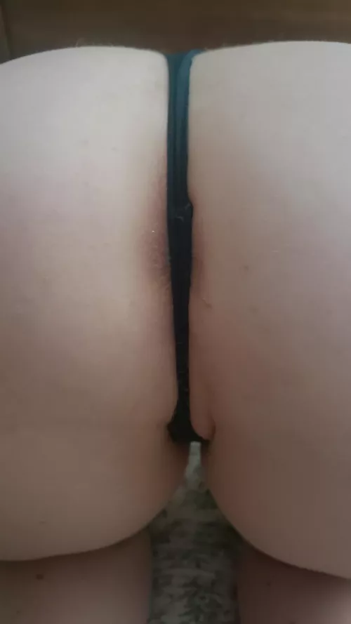 I love how my body suit really goes tight into my ass ;) you can just see what is behind it ;) by TheHottestEmber