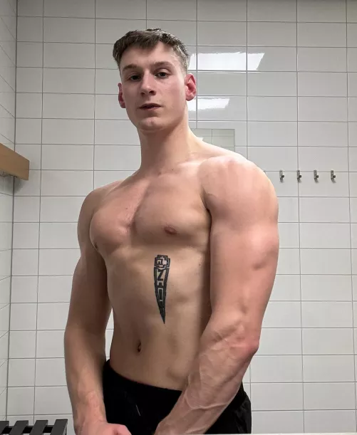 Join me after my workout? by loose_goose2