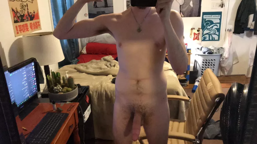 Lmk what you think 😋🥴 would you blow me while I play league? by coryvcrosby