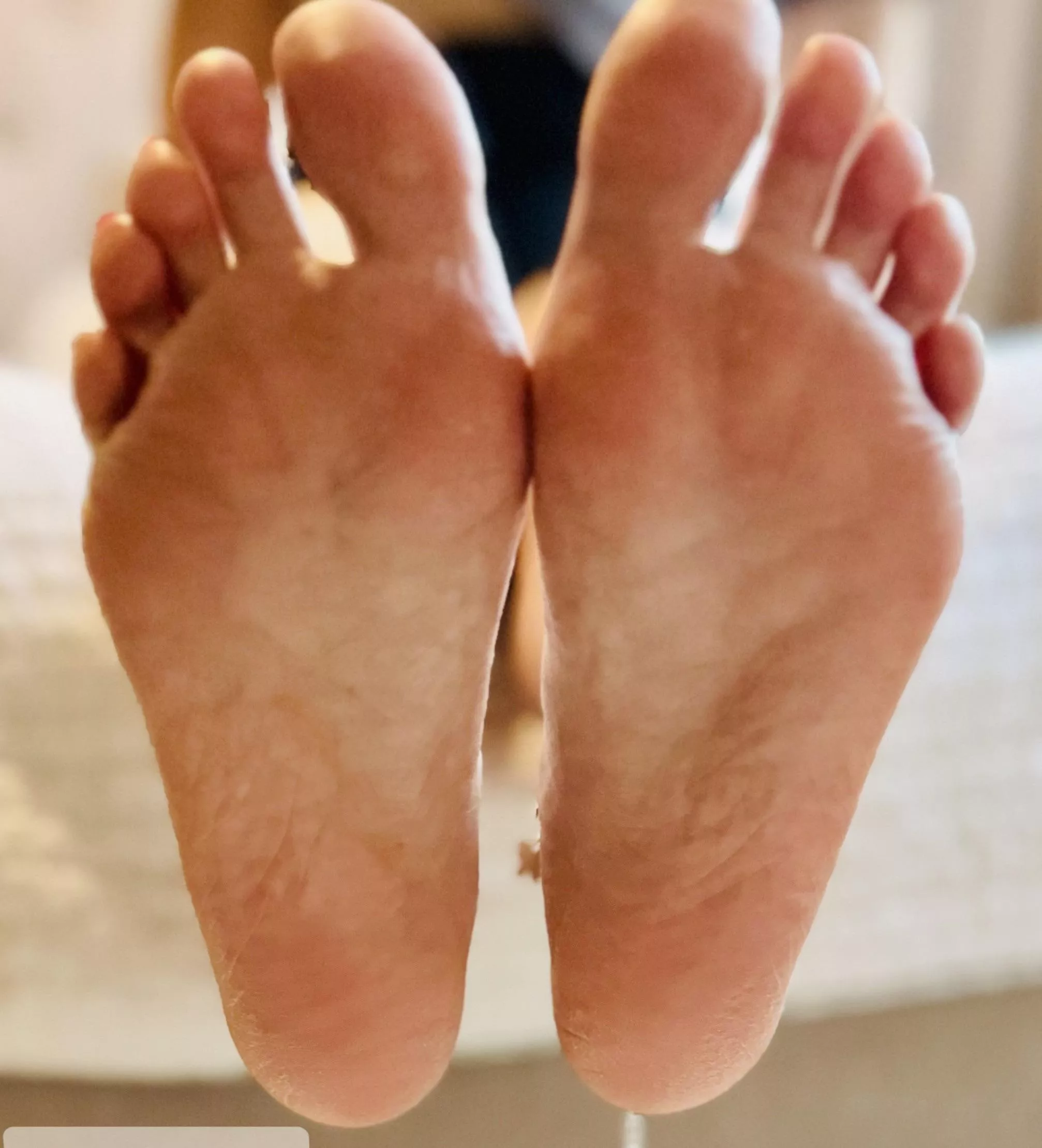 Massage or lick? posted by QueenAmante